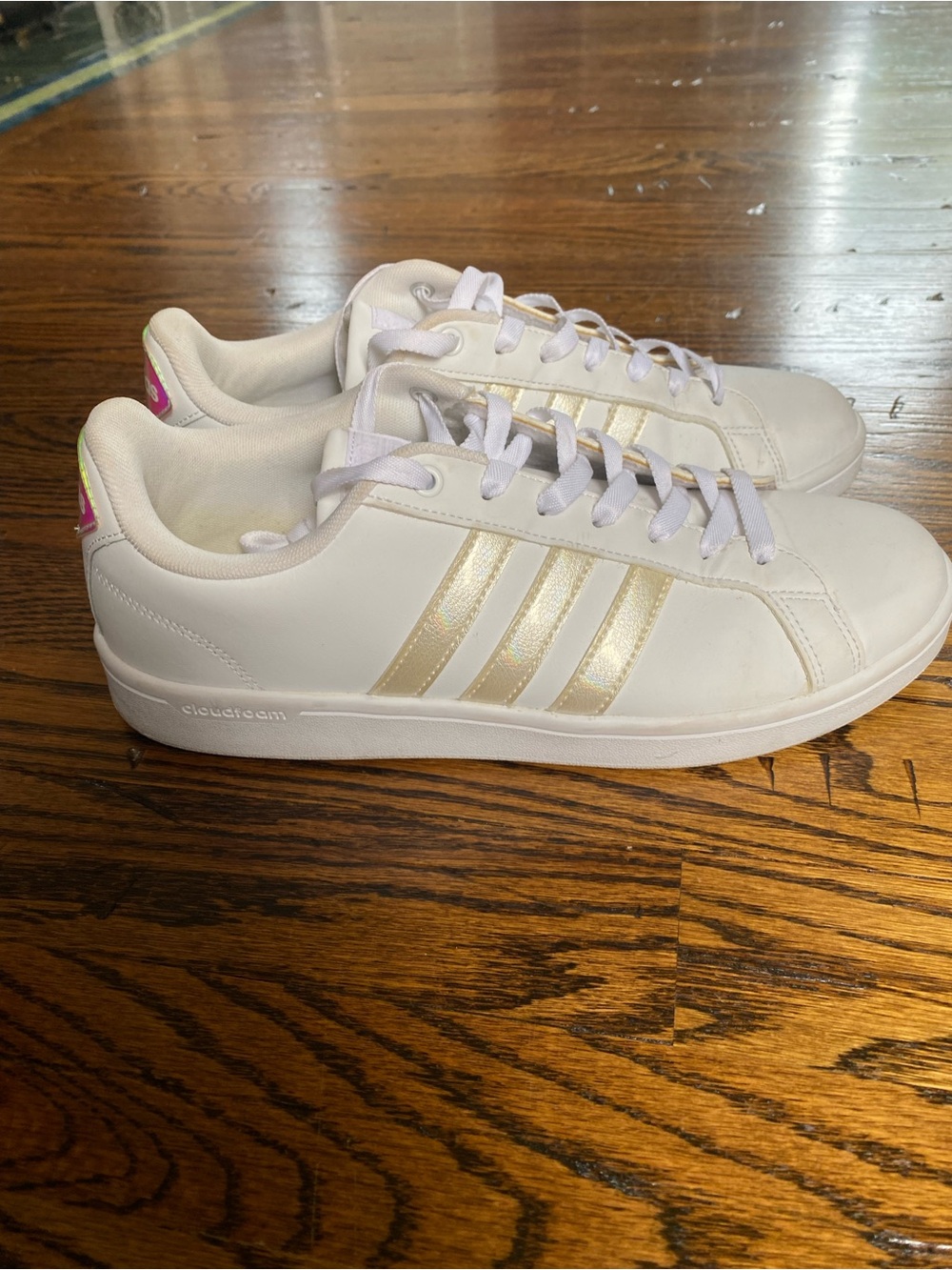 adidas Women’s White Sneakers with Gold Stripes and Pink Heel Tab
